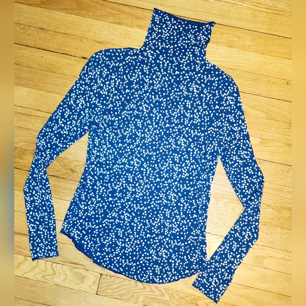 NEW Gap Feather Light Cotton Blend Stretch Turtleneck Floral Print Small NWT - Picture 4 of 6